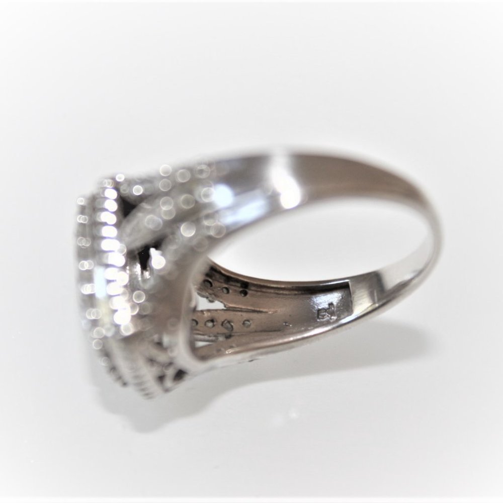 STERLING SILVER DIAMOND RING - Picture 8 of 11